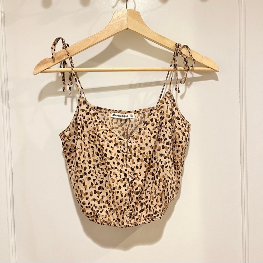 ⭐️ Abercrombie & Fitch Animal Print Tie Shoulder Button Front Crop Top XS